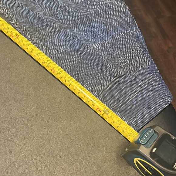 Lululemon joggers - Picture 2 of 4